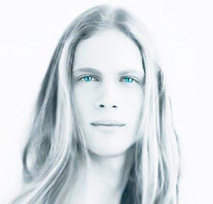 Nordic aliens, blond, blue eyes