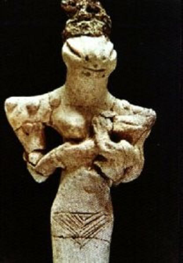 ancient statue of the reptilians